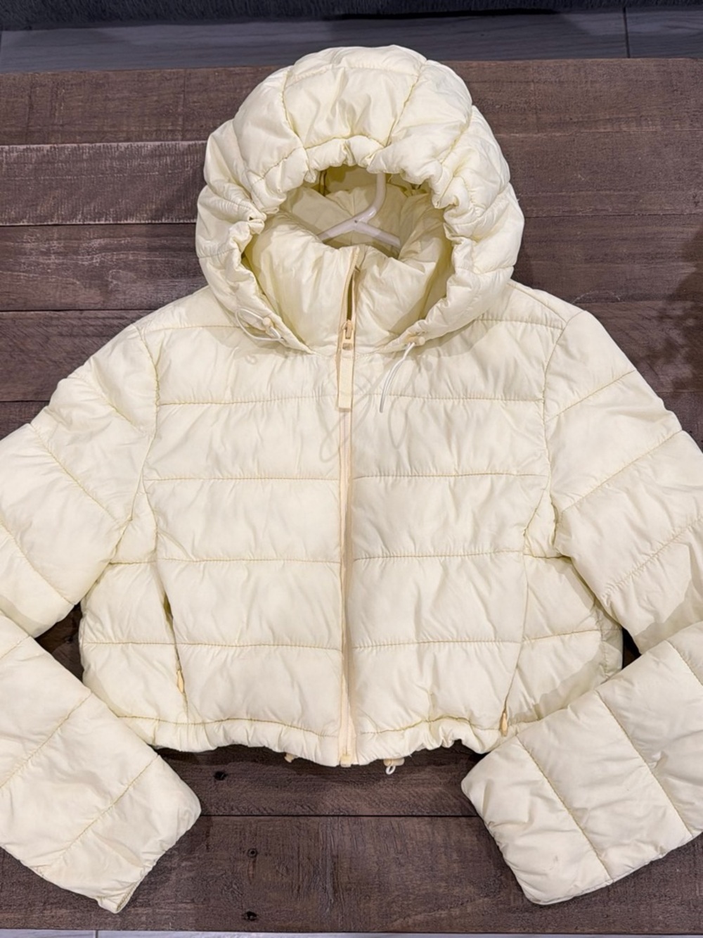 Womens Zara cropped puffer jacket